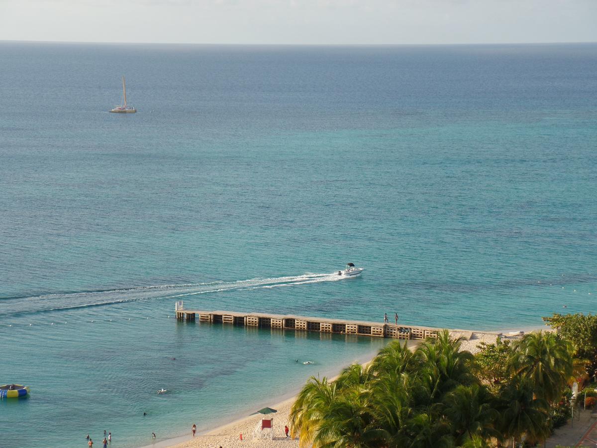 Beach Condos -Montego Bay Club Beach Resort Esterno foto